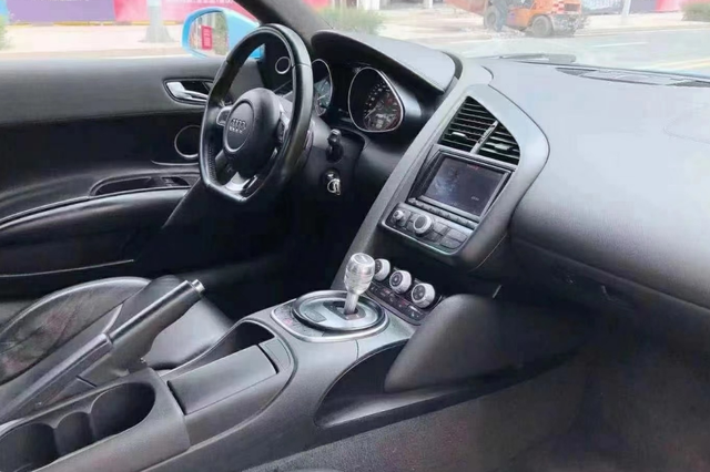 浙江宁波54万奥迪R8事件发酵：网红套路坑了整个二手车市场！-