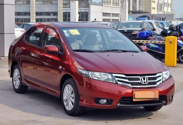 车龄5年的12款锋范，行驶8万公里，看二手车老板如何估价！-