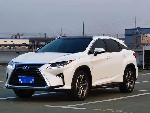 上海大众桑塔纳志俊二手车-