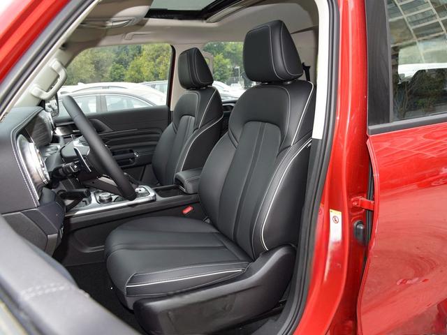 2021款 城市版 2.0T 必须型 坦克300空间怎么样 坦克300购车手册-