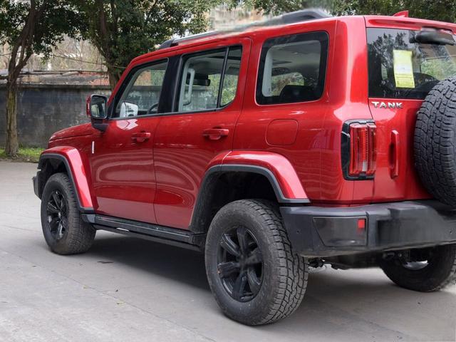 2021款 城市版 2.0T 必须型 坦克300空间怎么样 坦克300购车手册-