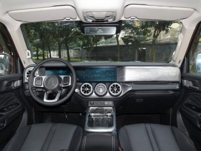 ​2021款 城市版 2.0T 必须型 坦克300内部配置怎么样 坦克300购车手册