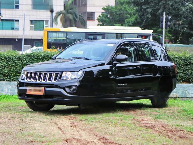 2012款 指南者(进口) 2.4L外部配置怎么样 指南者(进口)购车手册-