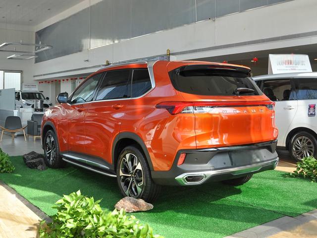 上汽大通MAXUS D60 2022款 1.5T 自动乐享版 6座空间怎么样 上汽大通MAXUS D60购车手册-