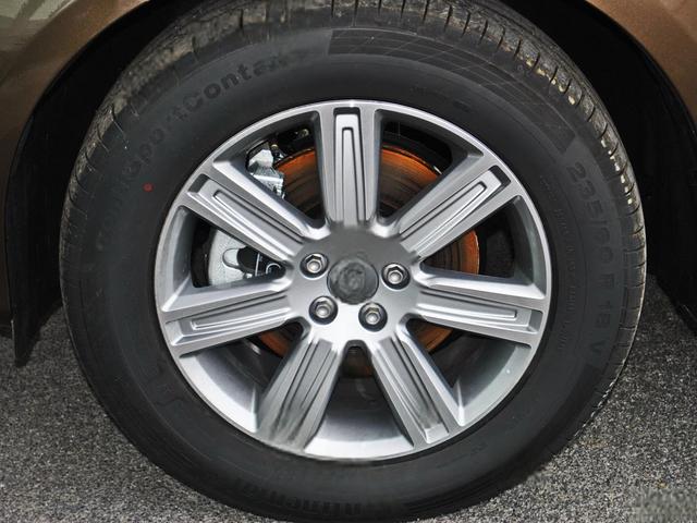 2022款 2.0T 沃尔沃XC60油耗怎么样 沃尔沃XC60购车手册-