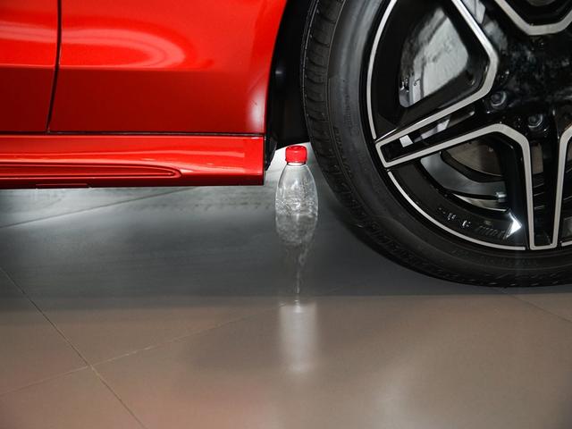 2022款 C 200 轿跑车 奔驰C级(进口)外部配置怎么样 奔驰C级(进口)购车手册-