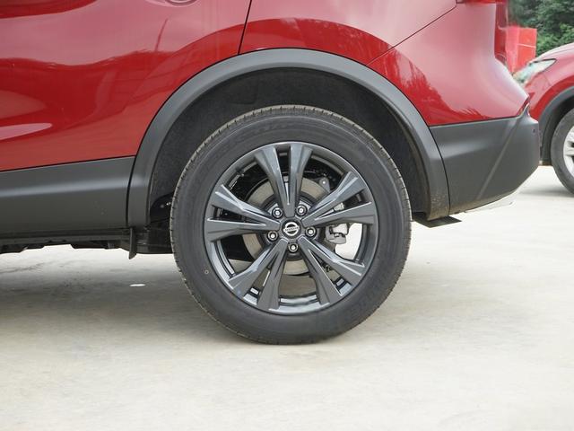 2010款 20X FOUR虎 CVT 4WD 逍客细节怎么样 逍客购车手册-