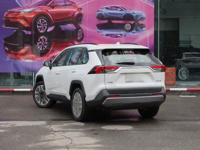 RAV4荣放 2013款 2.0L CVT 四驱新锐版外观设计怎么样 RAV4荣放购车手册-