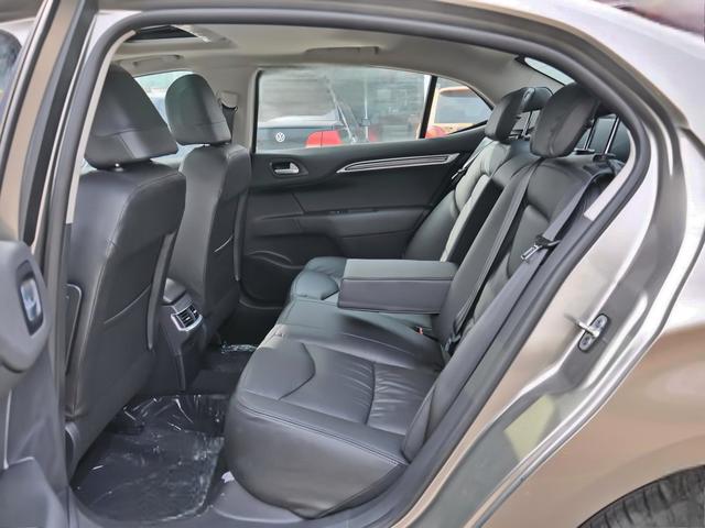 1.8L 雪铁龙C4L 自动版马力怎么样 雪铁龙C4L购车手册-