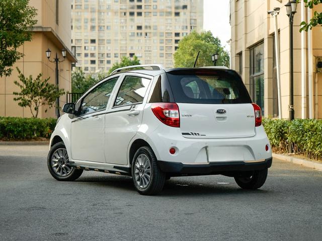 2019款 运动版 iEV6E 豪华智能型精装版 江淮iEV6E设计怎么样 江淮iEV6E购车手册-