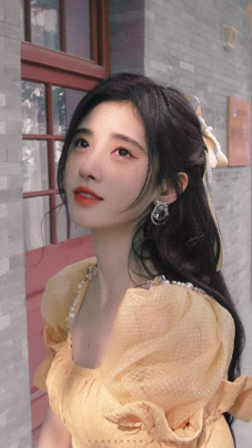 鞠婧祎个人资料简介及家世（鞠婧祎是怎么出道的）-