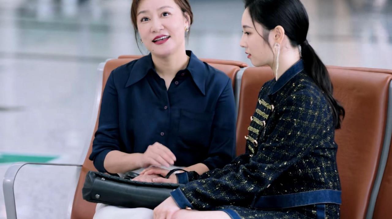 乌鸦小姐与蜥蜴先生剧情介绍(故事梗概)-