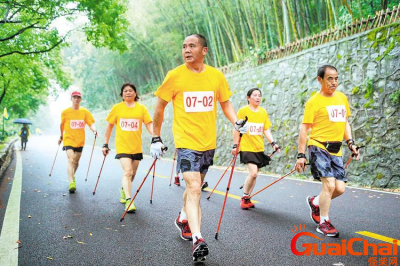 ​健走标准速度一小时多少公里？刚健走的人建议一分钟走多少米