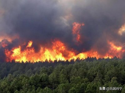 ​盘点各国飞机灭火：消防飞机灭火更高效快捷，但危险性不容忽视
