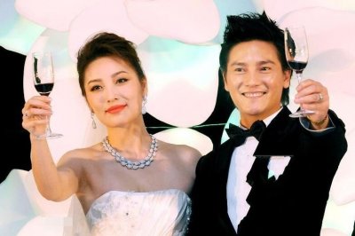 ​丁子峻和老婆吉祥感情生活