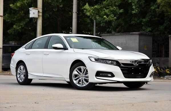 家用轿车哪款比较好?家用轿车排行榜前十名2022-