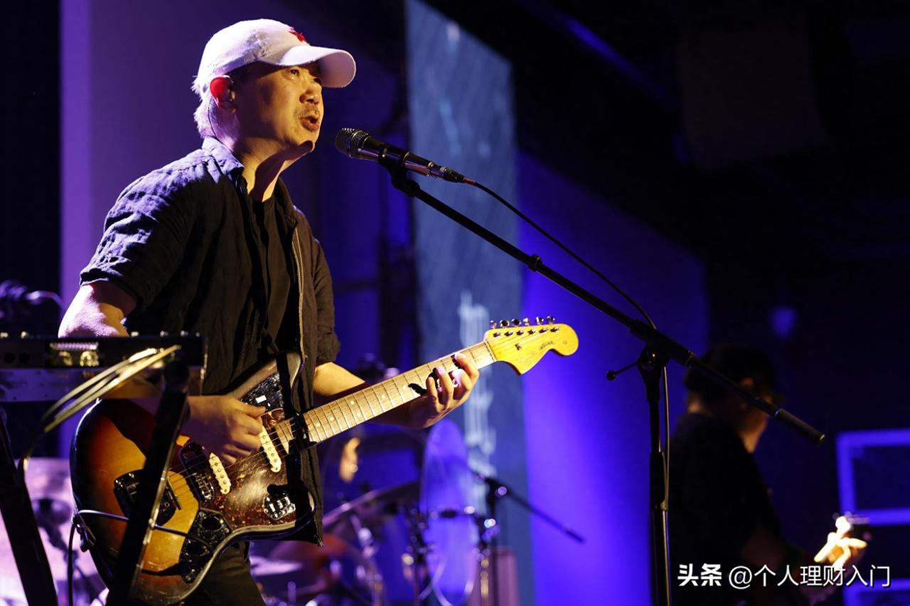 崔健个人资料简介及简历(崔健的成名经历)-