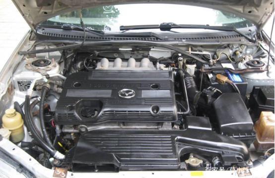 不要为买菜时的外观而迷惑,万元级的操控车辆——马自达323-