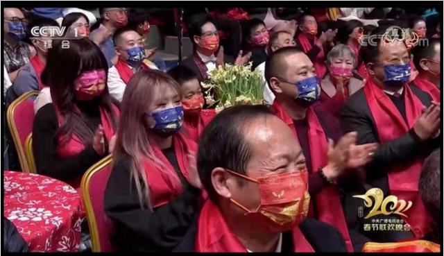 春晚口罩火了,线上月销过万!原主现身:网上均非正品-