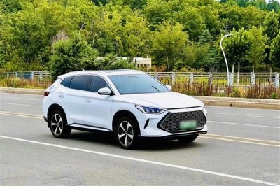 ​中国新能源产销量连续九年世界第一！2023年产销均近千万