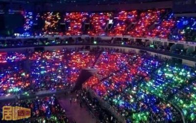 ​TFBOYS的应援色分别是什么