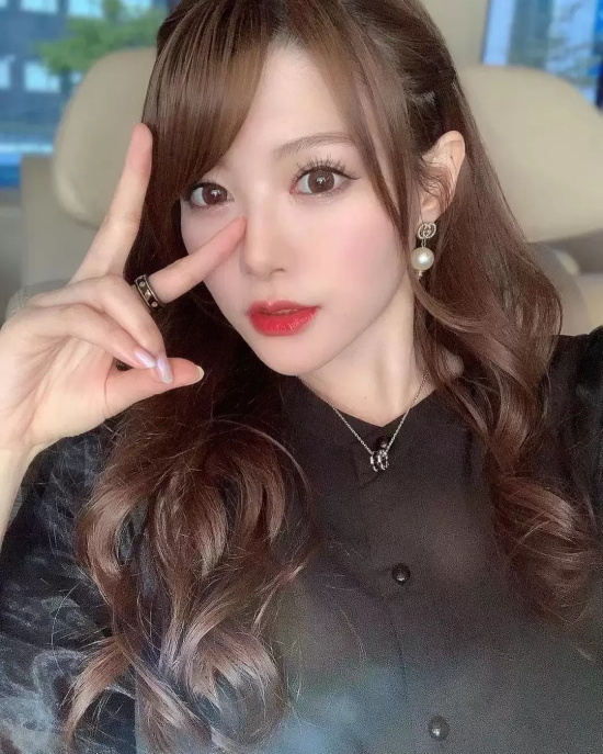 一路走来始终坎坷,从灰姑娘变成影后—相泽南