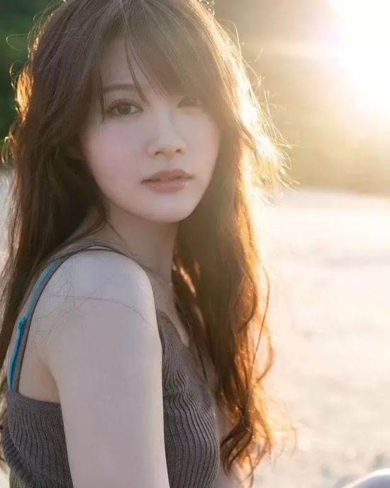 一路走来始终坎坷,从灰姑娘变成影后—相泽南