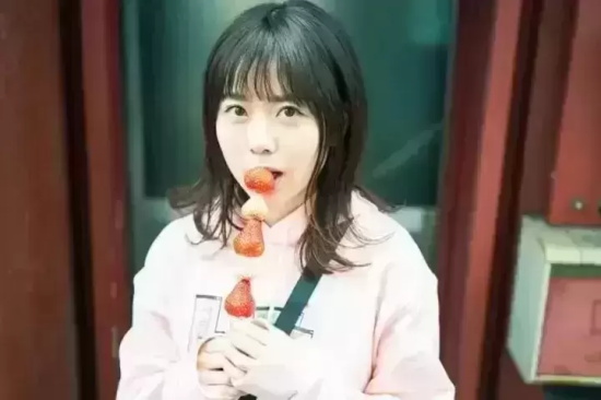 喜欢独处的水卜樱美图分享,真人演绎卡哇伊!