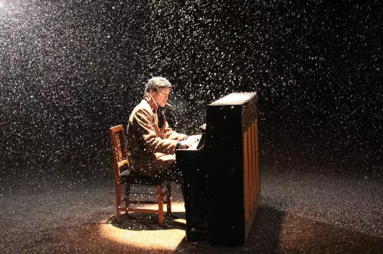 国产高评分喜剧电影有哪些(国产高分荒诞喜剧电影推荐)