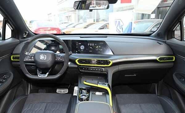 长安UNIT为什么停产了?长安UNI-T优缺点是什么-