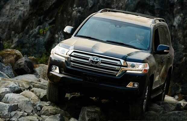 陆巡和霸道的区别,开陆巡的都是什么人-