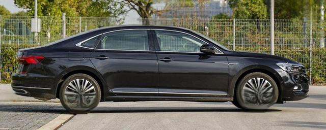 辉腾和帕萨特的区别是什么-