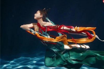 ​洛神舞蹈表达什么样的情感