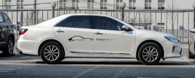 凯美瑞投影怎么使用-