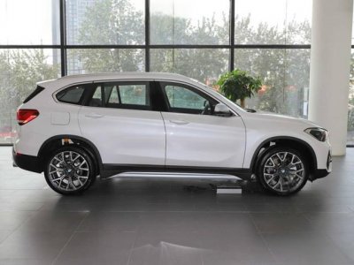 ​宝马X1新款落地需要多少钱？宝马X1官方价