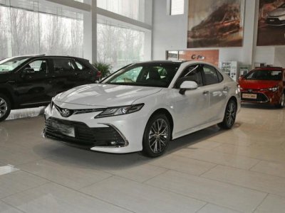 ​凯美瑞新款落地价多少钱？凯美瑞提车价