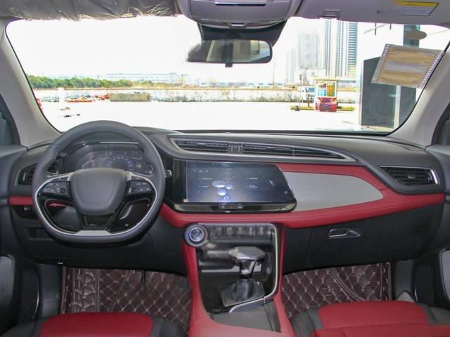 东风风神AX75座落地需要多少钱？东风风神AX7指导价-