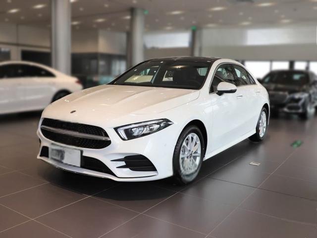 奔驰A级5座最低多少钱可以落地？奔驰A级提车价-