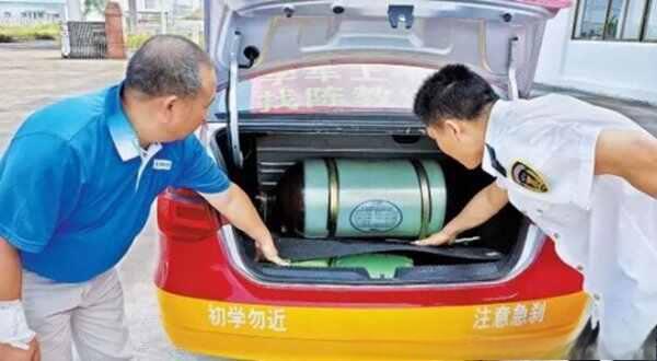 汽车油改气大概要多少钱-