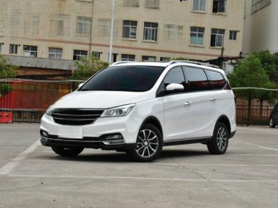 ​宝骏7307座落地价是多少钱？宝骏730成交价