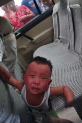 汽车引擎盖能烤鱼,夏天车内温度可以有多高?-