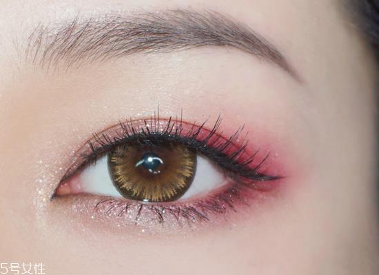 如何画出完美眼线?一分钟学会四种眼线画法 如何画出完美眼线?一分钟学会四种眼线画法