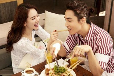 ​一百天纪念日送什么礼物好 恋爱100天怎么过最浪漫