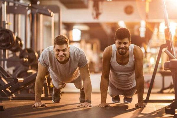 自重训练能增肌吗 自重训练的好处和缺点 自重训练能增肌吗 自重训练的好处和缺点