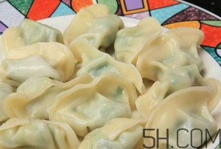 冰冻的饺子皮怎么解冻?冰冻的水饺要煮多久? 冰冻的饺子皮怎么解冻?冰冻的水饺要煮多久?