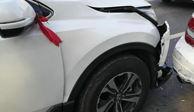 ​车祸第一时间怎么处理