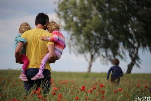 男人需要多久才会忘掉他的初恋 男人会对初恋再次动心吗 男人需要多久才会忘掉他的初恋 男人会对初恋再次动心吗