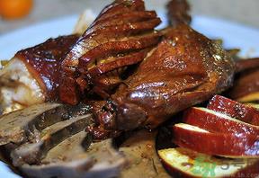 卤菜可以放多久?卤菜可以隔夜吃吗? 卤菜可以放多久?卤菜可以隔夜吃吗?