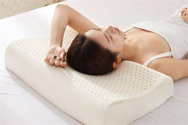 乳胶枕头会引起过敏吗 乳胶枕头过敏的症状 乳胶枕头会引起过敏吗 乳胶枕头过敏的症状