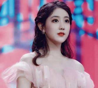 ​李艺彤个人资料简介，李艺彤的身高体重多少哪里人